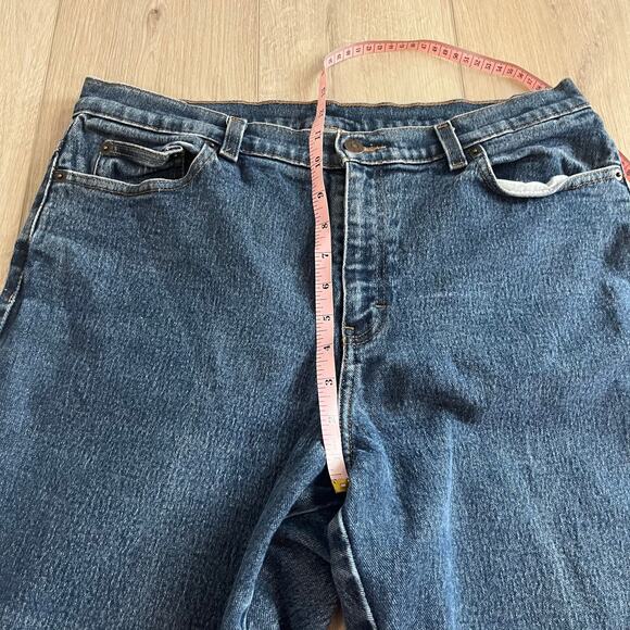 Style & Co Women’s Straight Leg High Rise Jean Size 14 - Picture 6 of 7